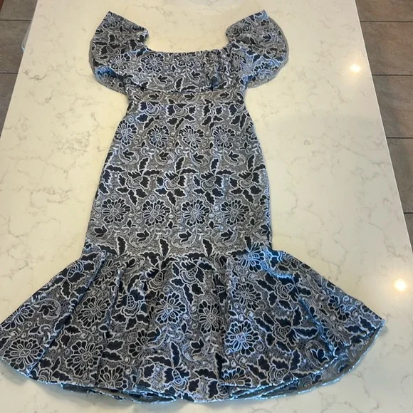 Lovers + Friends | Dresses | Lovers Friends Lace Off The Shoulder Ruffle Midi  Dress | Poshmark